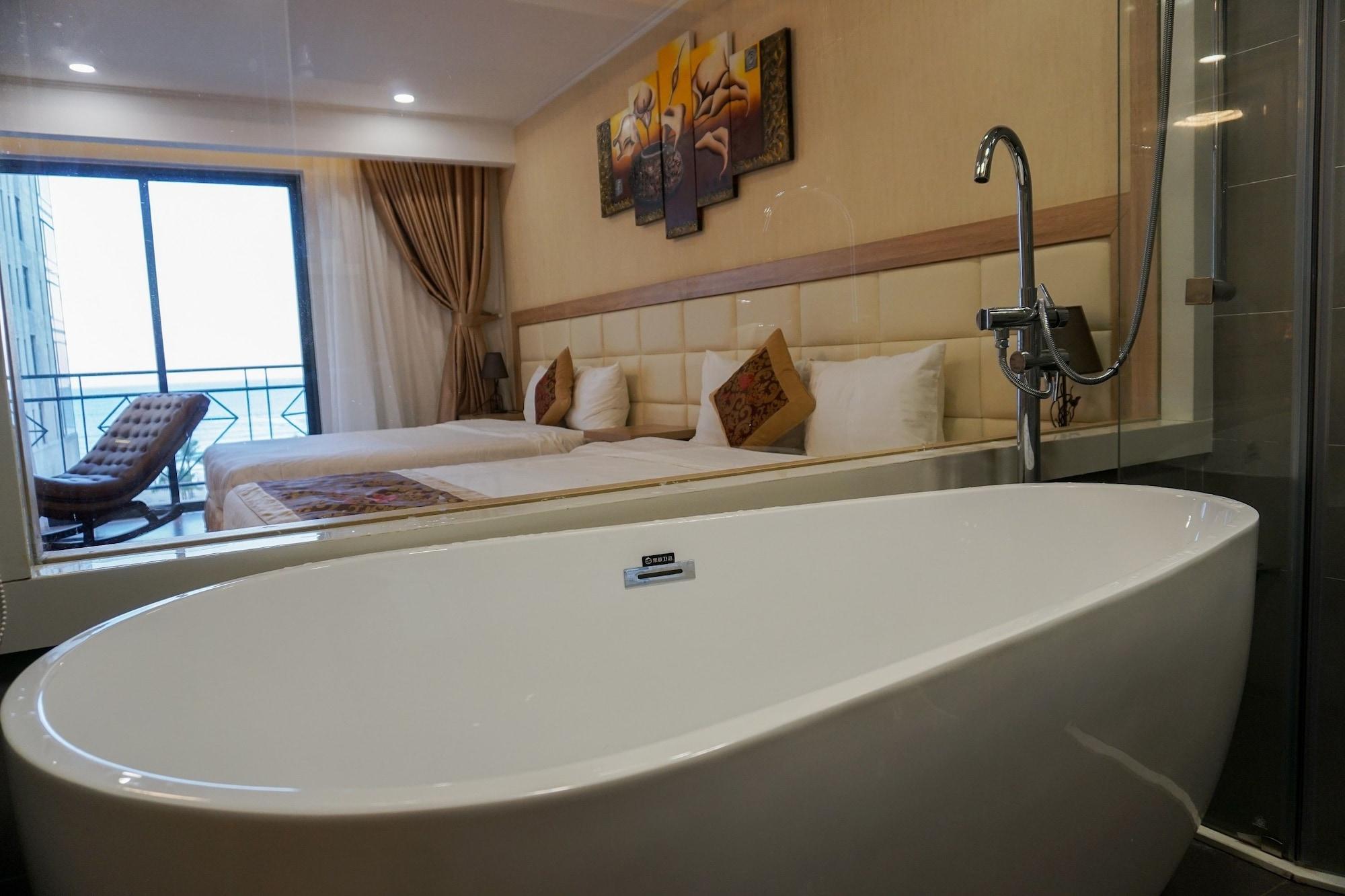 Ruby Hotel Дананг Екстериор снимка